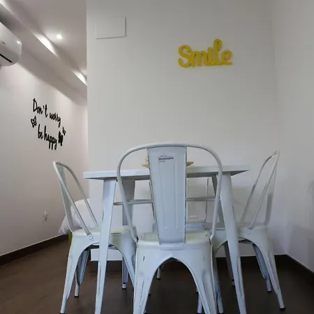 Color Apartment *